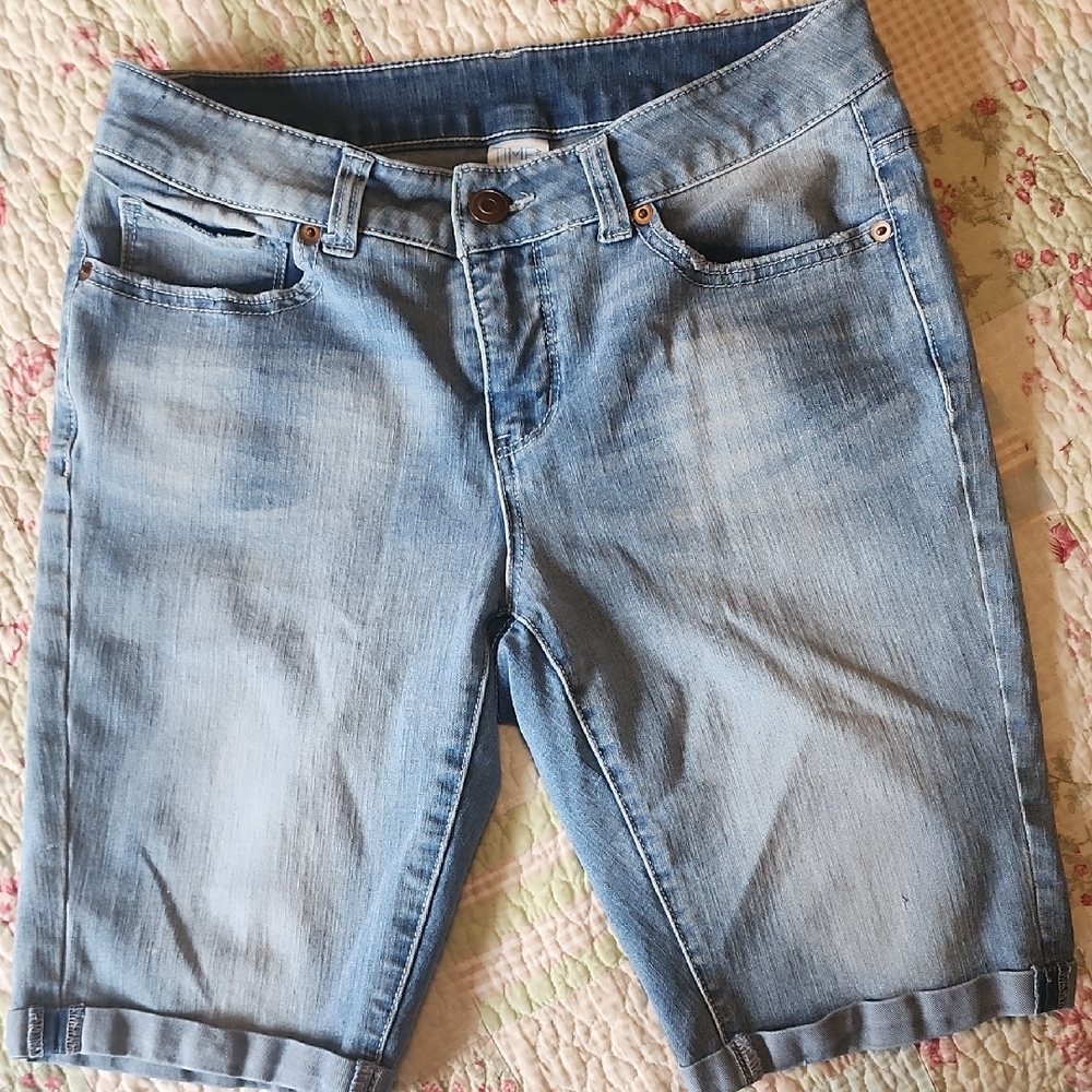 Time and Tru Light Wash Denim Bermuda Shorts
